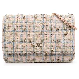 Chanel-Portefeuille en chaîne en tweed bouclé matelassé rose Chanel-Rose
