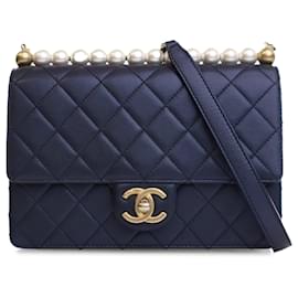 Chanel-Chanel Bleu Moyen Cuir d'Agneau Chic Perles Rabat-Bleu,Bleu Marine