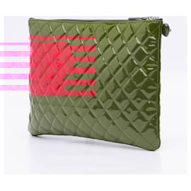 Chanel-Pochette O en cuir verni matelassé rose large de Chanel-Rose,Autre