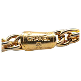 Chanel-Collier pendentif en strass CC plaqué or de Chanel-Doré