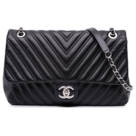 Chanel-Chanel Black Jumbo Classic Chevron Lambskin Double Stitch Single Flap-Black
