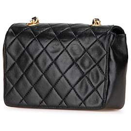 Chanel-Chanel Mini CC Noir en Cuir Agneau Matelassé-Noir