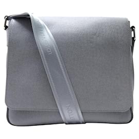 Louis Vuitton-NINE LOUIS VUITTON ROMAN PM SHOULDER BAG TAIGA LEATHER BAG-Grey