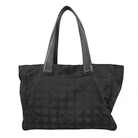 Chanel-Sac fourre-tout en nylon noir Chanel-Noir