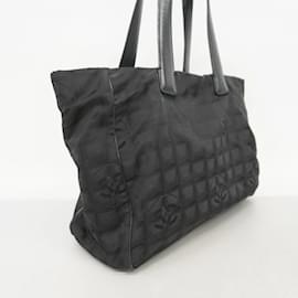 Chanel-Sac fourre-tout en nylon noir Chanel-Noir