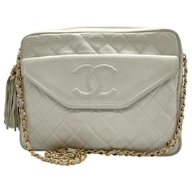 Chanel-Chanel White Leather Shoulder Bag-White