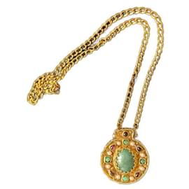 Chanel-Vintage Chanel Robert Goossens necklace-Gold hardware