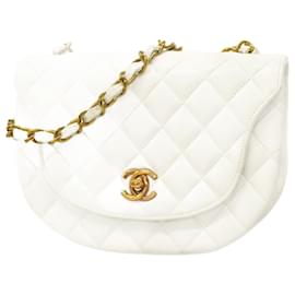 Chanel-Chanel White Lambskin Shoulder Bag-White