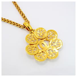 Chanel-Chanel Gold Plated Necklace with Coco Mark Flower Motif-Golden