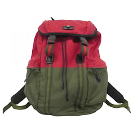 Gucci-Mochila de nylon vermelho Gucci-Vermelho