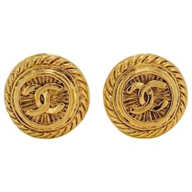 Chanel-Chanel Gold Plated Clip Earrings-Golden