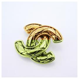 Chanel-Chanel Gold Plated Brooch-Golden