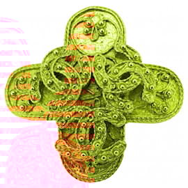 Chanel-Chanel Gold Plated Brooch with Triple Coco Clover Motif-Golden