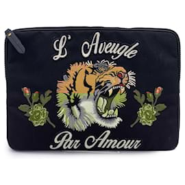 Gucci-Capa de laptop em nylon preto L'Aveugle Par Amour-Preto