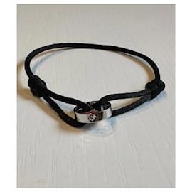 Louis Vuitton-Louis Vuitton Bracelet White Gold and Diamonds-Golden