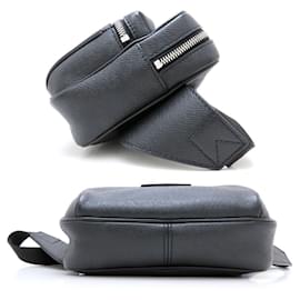 Louis Vuitton-Louis Vuitton Taiga Bum Bag-Grey