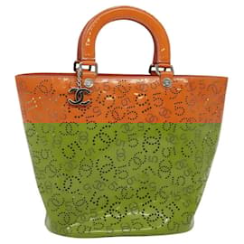 Chanel-CHANEL Hand Bag Patent leather Orange CC Auth 116336-Orange