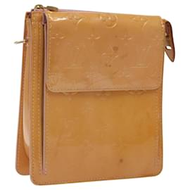 Louis Vuitton-LOUIS VUITTON Monogram Vernis Motto Pouch Marshmallow Pink M91312 Auth 120333-Other