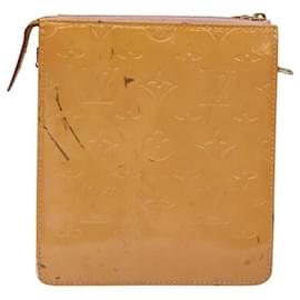 Louis Vuitton-LOUIS VUITTON Monogram Vernis Motto Pouch Marshmallow Pink M91312 Auth 120333-Other