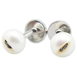 Louis Vuitton-Louis Vuitton Silver Cufflinks-Silvery