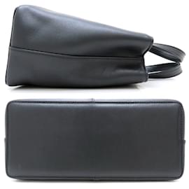 Burberry-Burberry Black Leather Handbag-Black