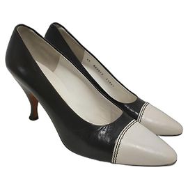 Bruno Magli chanel preto e branco décolleté - vintage Preto