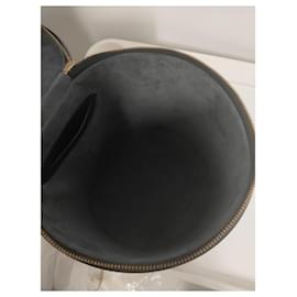 Louis Vuitton-Balde Cannes em couro Epi vintage-Preto