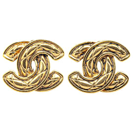 Chanel-Chanel Gold Gold Plated CC Quilted Clip On Earrings-Golden