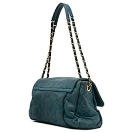 Chanel-Chanel Blue Large Iridescent Calfskin Chic Quilt Flap-Blue