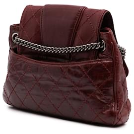 Chanel-Chanel Red Medium Quilted Caviar and Aged Calfskin Bubble Graphic Messenger Bag-Red,Dark red