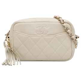 Chanel-Chanel White Small CC Flat Quilted Caviar Camera Bag-White,Cream