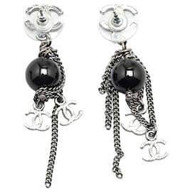 Chanel-Chanel Silver Silver CC Chain Drop Push Back Earrings-Black,Silvery