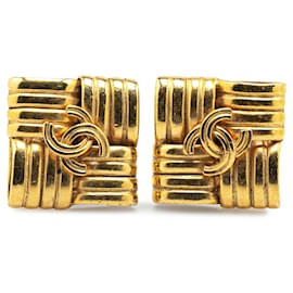 Chanel-Chanel Gold Gold Plated CC Square Clip on Earrings-Golden
