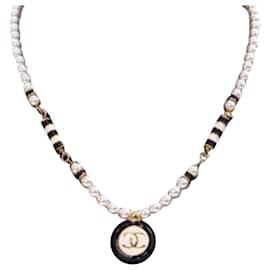 Chanel-Chanel Gold Gold Plated Faux Pearl CC Pendant Necklace-Golden