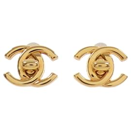 Chanel-Chanel 05804 Gold Stud Earrings-Golden