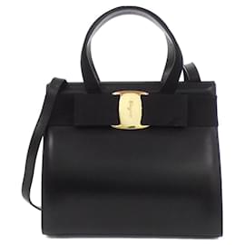 Salvatore Ferragamo-Salvatore Ferragamo Black Leather Handbag-Black