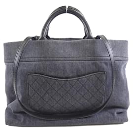 Chanel-Chanel 93373 Handbag-Black