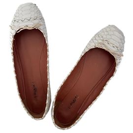 Bailarinas Alaïa de pitón blanco Blanco