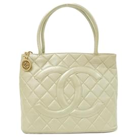 Chanel-Chanel 1804 Handbag-Golden