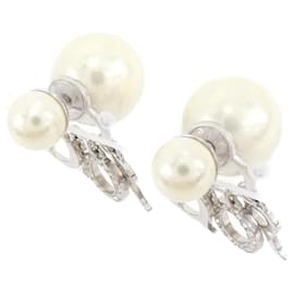 Christian Dior-Christian Dior Tribal E1411TRICY Earrings-Silvery,White