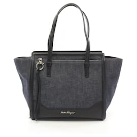 Salvatore Ferragamo-Salvatore Ferragamo Amy Tote Bag-Black,Navy blue