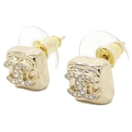 Chanel-Chanel ABC831 Gold Stud Earrings-Golden