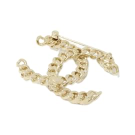 Chanel-Chanel AB9457 Gold Brooch-Golden