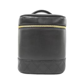 Chanel-Chanel 01619 Handbag-Black