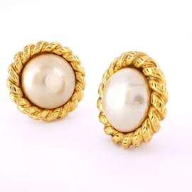 Chanel-Chanel Gold Plated Clip Earrings-Golden