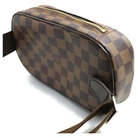 Louis Vuitton-Sac à bandoulière Louis Vuitton Damier Pochette Ganju-Marron