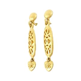 Chanel-Chanel Gold Clip Earrings-Golden