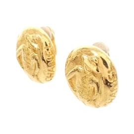 Chanel-Chanel Gold Clip Earrings-Golden