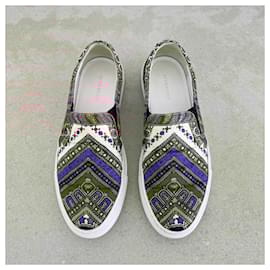 Givenchy-Sneakers-Multiple colors
