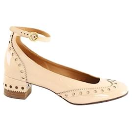 Chloé-Patented leather heels-Beige